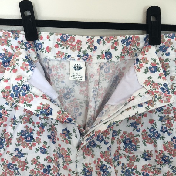 Vintage Dockers Floral shorts size petite 12 - Picture 6 of 10
